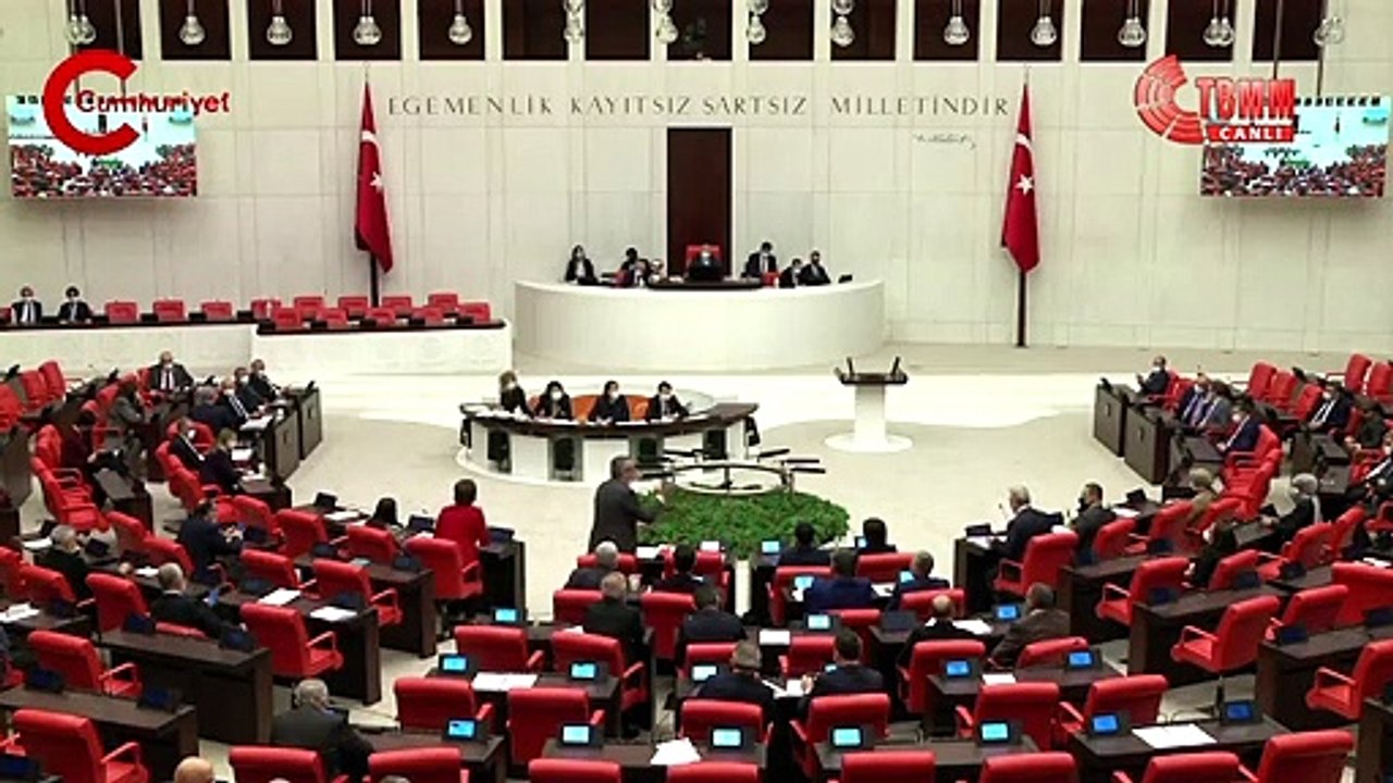 Meclis'te ortalık karıştı: AKP ile CHP 'Ukrayna' üzerinden birbirine girdi