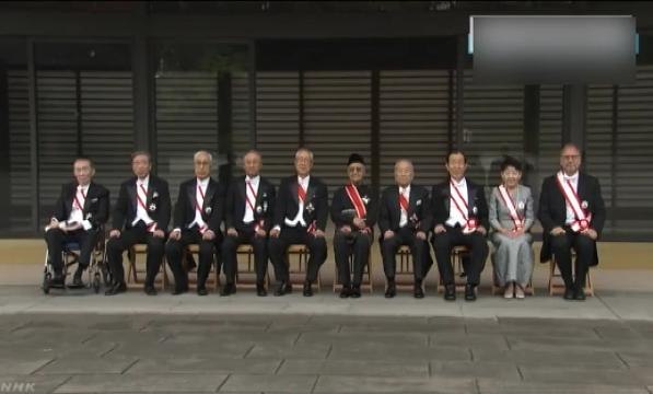 Tun Mahathir terima anugerah tertinggi Jepun daripada Maharaja