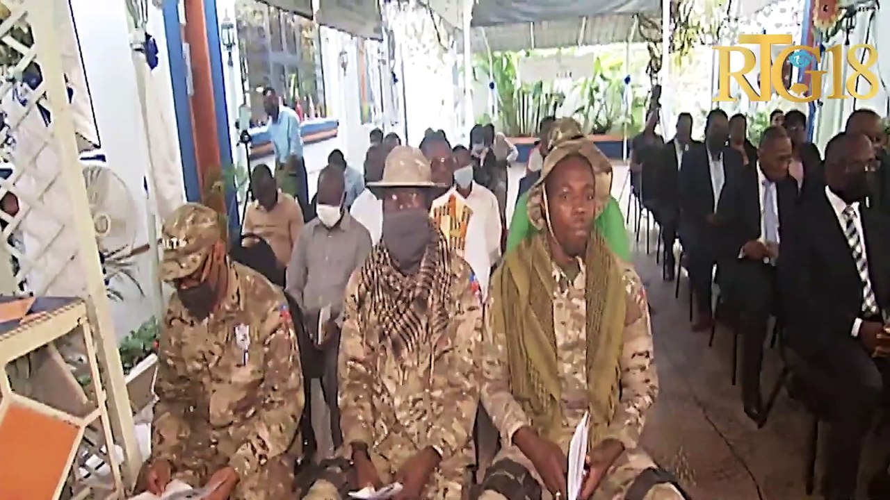 Sant Toussaint Louverture pou Dwa moun inogire yon espas ki pote non "Agora Patrice Derenoncourt"