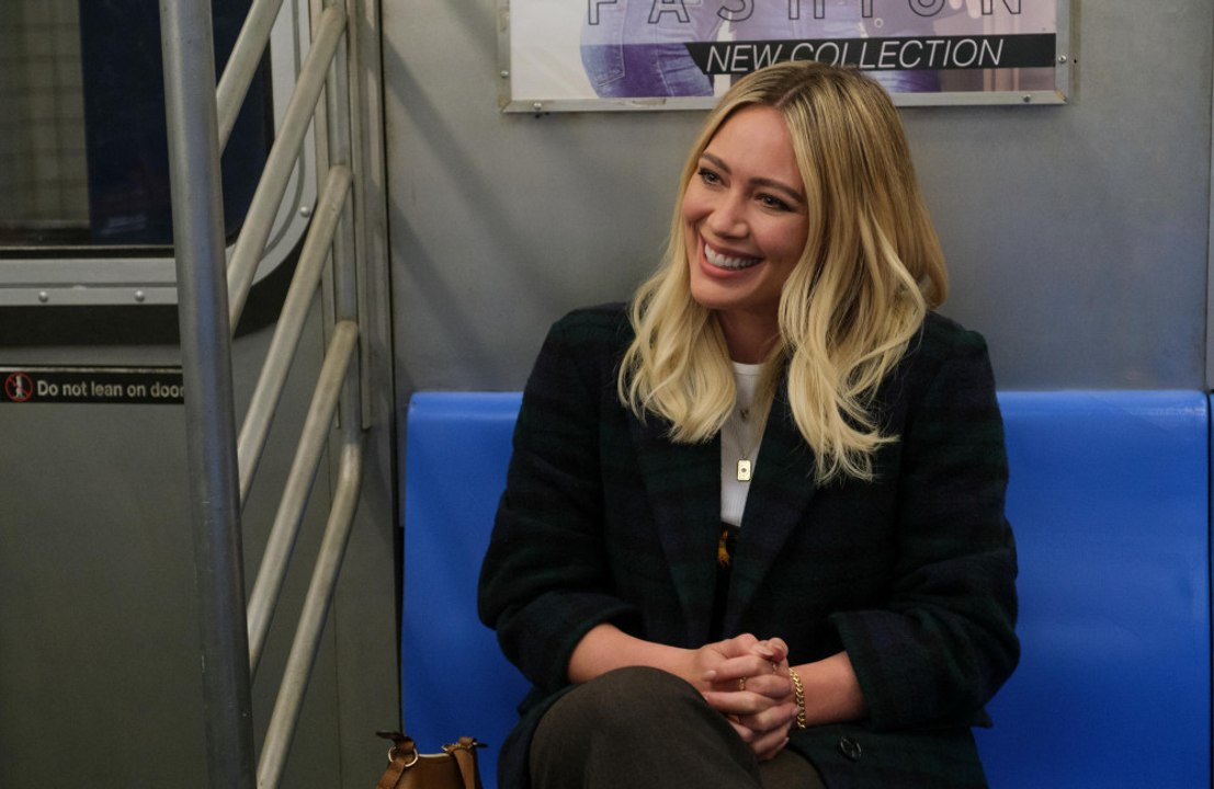 Hilary Duff defends herself after driving her toddler around without a booster seat