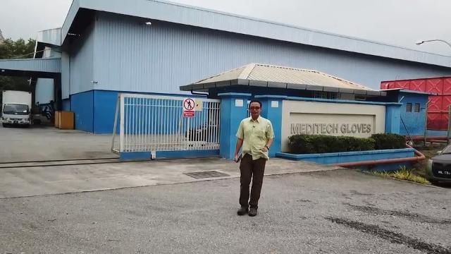 SUKSES: Usahawan sarung tangan getah tembusi pasaran antarabangsa