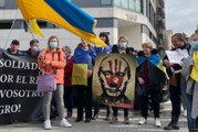 Banderas de Ucrania y gritos de 