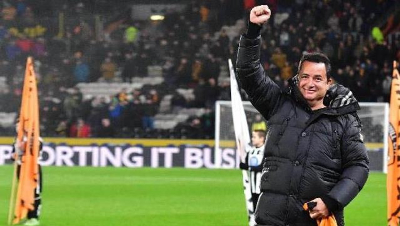 Hull City tribünlerini gören Acun Ilıcalı hayatının şokunu yaşadı: Gözlerime inanamıyorum