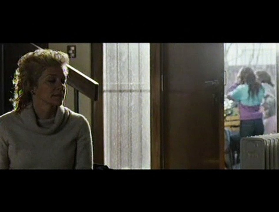La mujer rubia Clip (4)