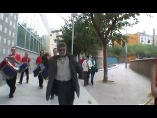 Mónica del Raval Clip (2)