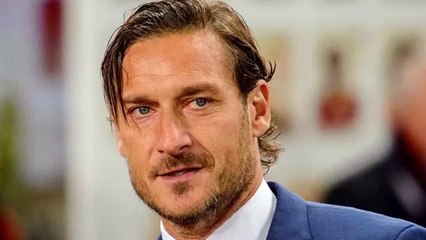 下载视频: “Lo ha fatto per lei a San Valentino”. Francesco Totti, la scoperta su Noemi