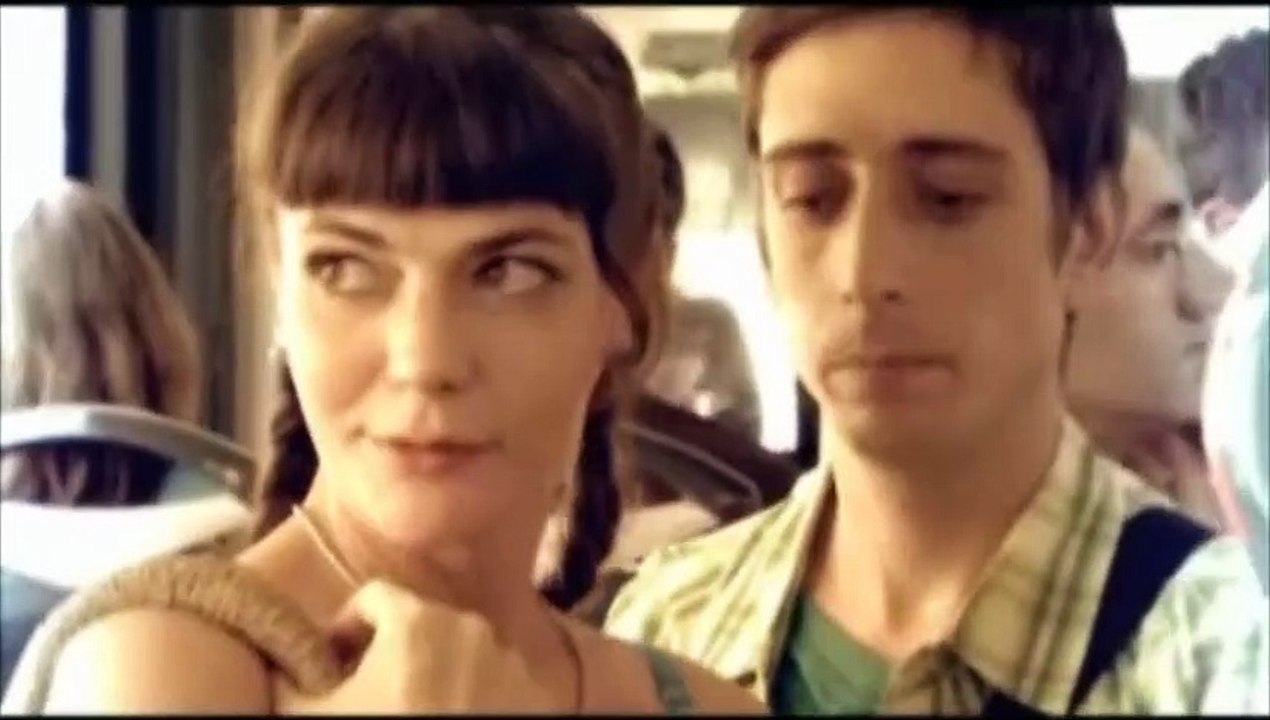 Propios y extraños Clip (4)