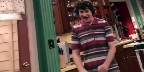 The War at Home S02 E04