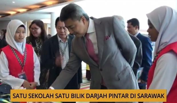 AWANI - Sarawak: 'Satu Sekolah Satu Bilik Darjah Pintar' di Sarawak