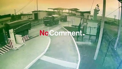 Russia vehicles near Crimea-Ukraine border