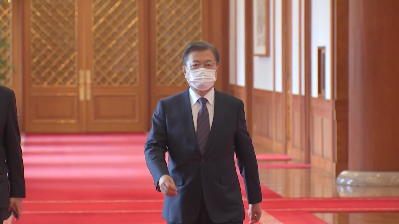 文 "러시아, 우크라이나 침공 유감...경제제재 동참할 것" / YTN