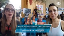 ¡Putin, asesino! Ucranianos se manifiestan en la embajada de Rusia en México