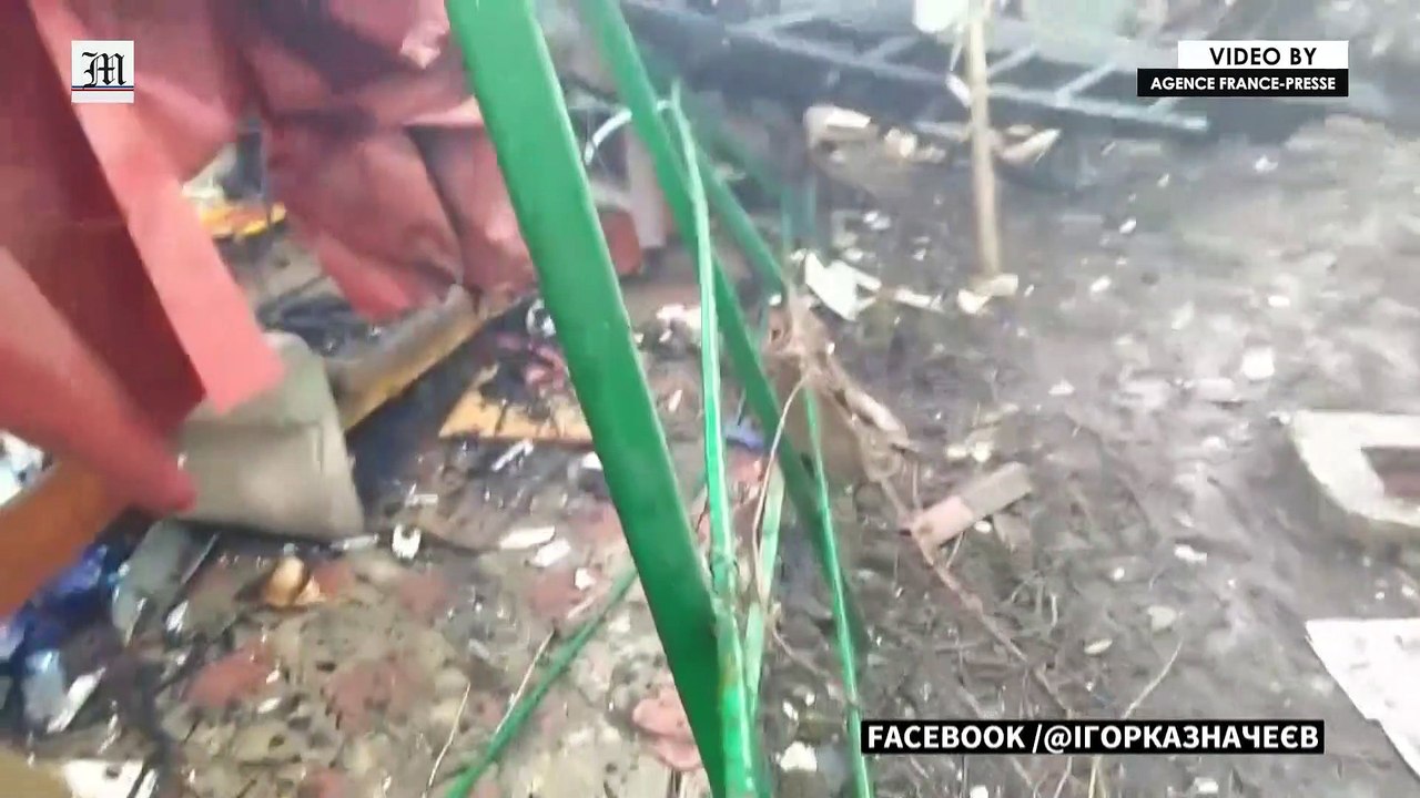 Houses destroyed after shelling in Ukrainian city of Mariupol