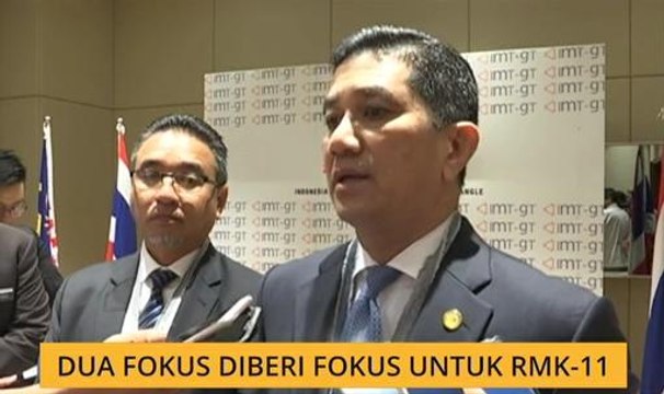 Dua fokus diberi fokus untuk RMK-11