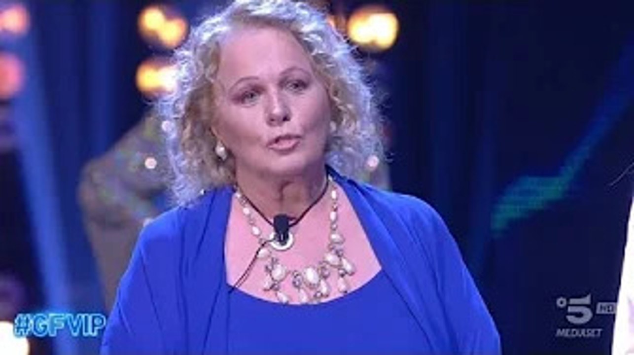 GF Vip, l'affondo di Katia Ricciarelli a Miriana e Manila: "Senza pudore, ecco perché me ne voglio a