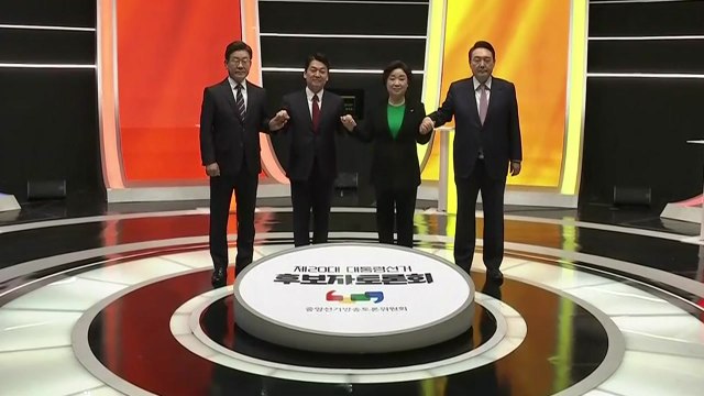 [뉴스큐] 정치권, 우크라이나 사태 예의주시...후보 2차 TV 토론 / YTN