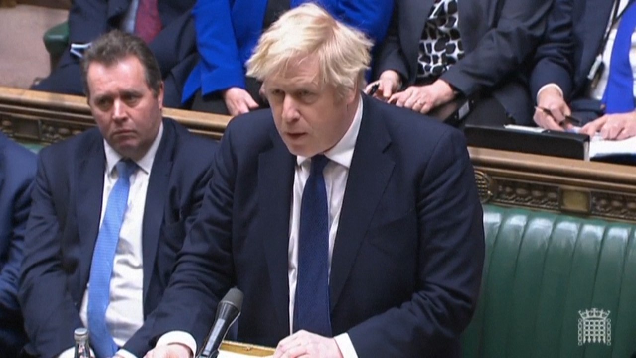 Großbritannien verhängt beispiellose Sanktionen gegen Russland