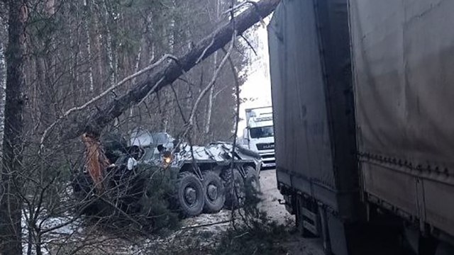 Rusya’nın tankı Türk vatandaşının tırına çarptı, şoför korku dolu anları anlattı: