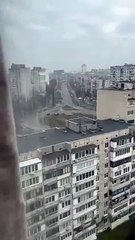 Rus tankları başkent Kiev'de: Tanklar sivilleri hedef aldı