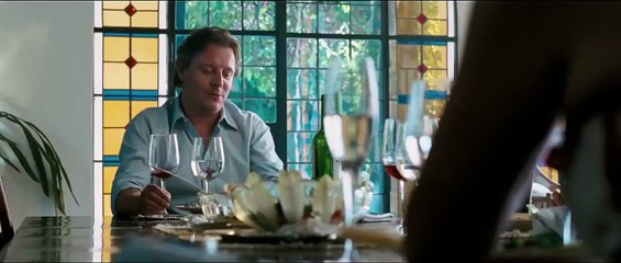 Noche de vino y copas Tráiler