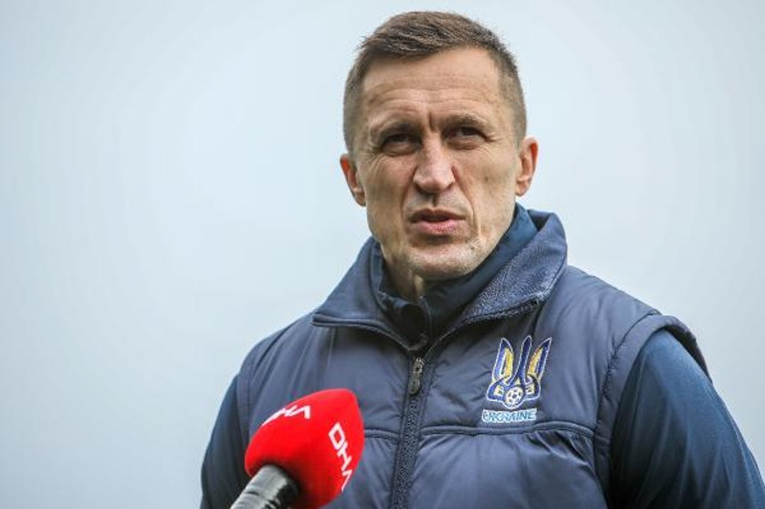 UKRAYNALI TAKIMA SAVAŞIN BAŞLADIĞI HABERİ, HAVALİMANINDA VERİLDİ