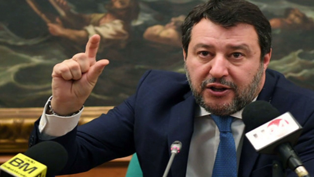 UcrainaSalvini,Putin Deluso da chi risolve problemi con guerra