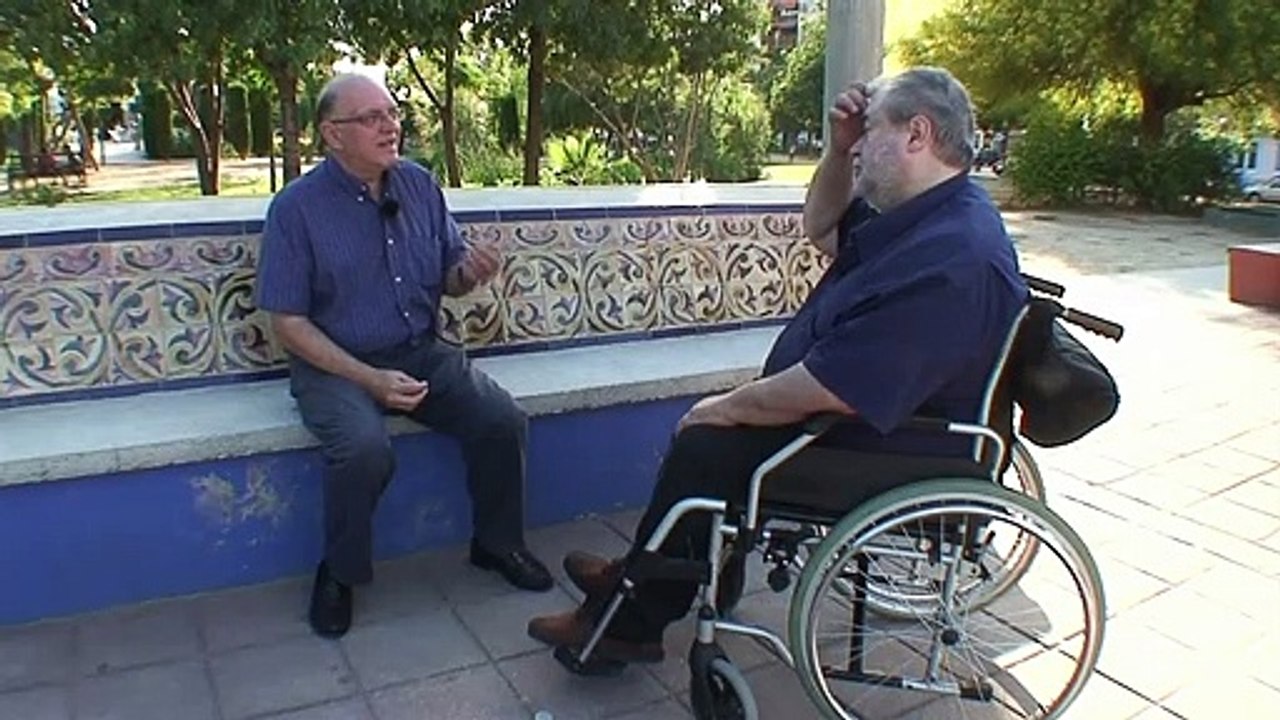 Manos arriba, esto es un contrato Tráiler