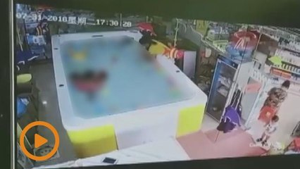 Ibu leka main telefon tidak sedar anak lemas