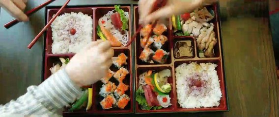 Solo amigos Tráiler