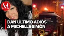 Familiares y amigos despiden a Michelle Pérez en Veracruz