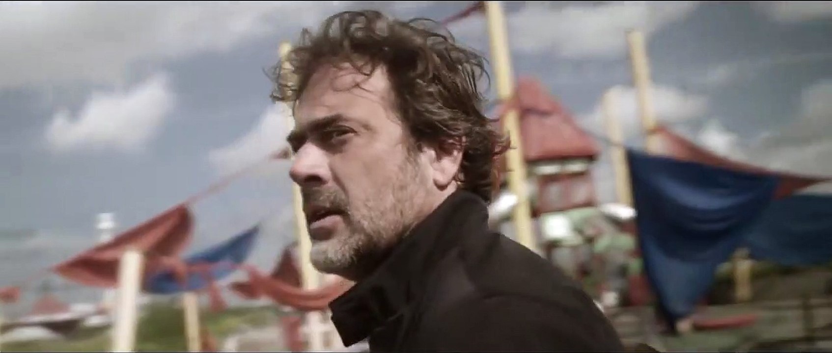 The Courier Tráiler VO