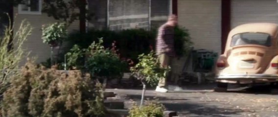 The Good Neighbor Tráiler VO