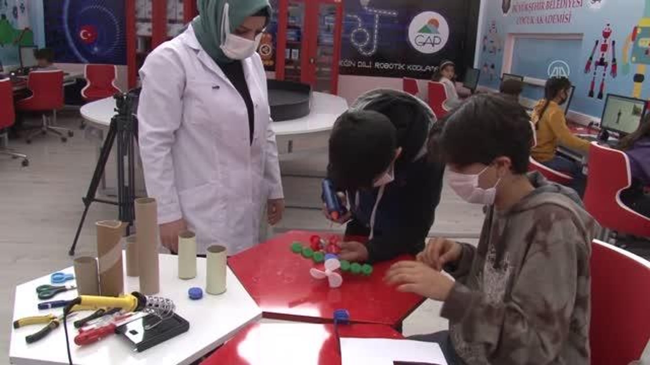 DİYARBAKIR - Robotik Kodlama Atölyelerinde eğitim