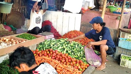 Lagi belanja kepasar gaes