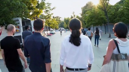 Política, Manual de Instrucciones Tráiler (3)