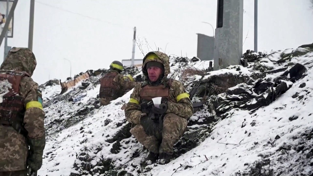 Ukrainian Army defend Kharkiv as missiles protrude from tarmac after hitting city