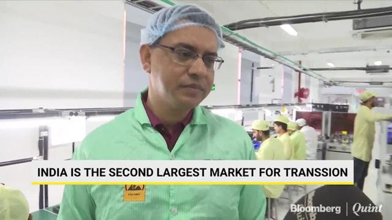 Consumers Shift From Feature Phones To Smartphones