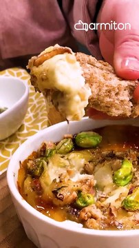 Saint Marcellin rôti aux fruits secs et au miel