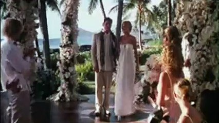 Tres son multitud Tráiler