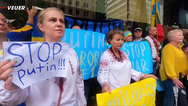 ‘Stop Russian Aggression!’ Global Protests Continue Amid Ukraine Invasion