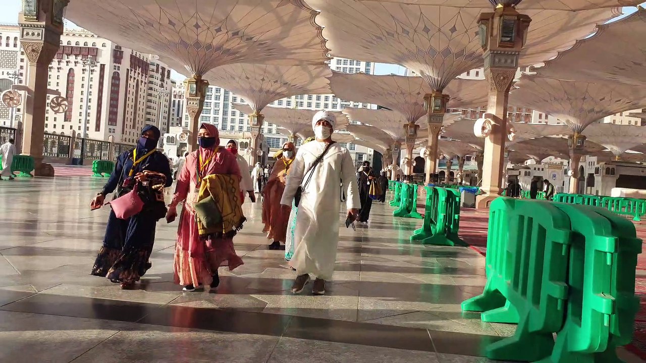 Suasana jamaah ziarah madinah