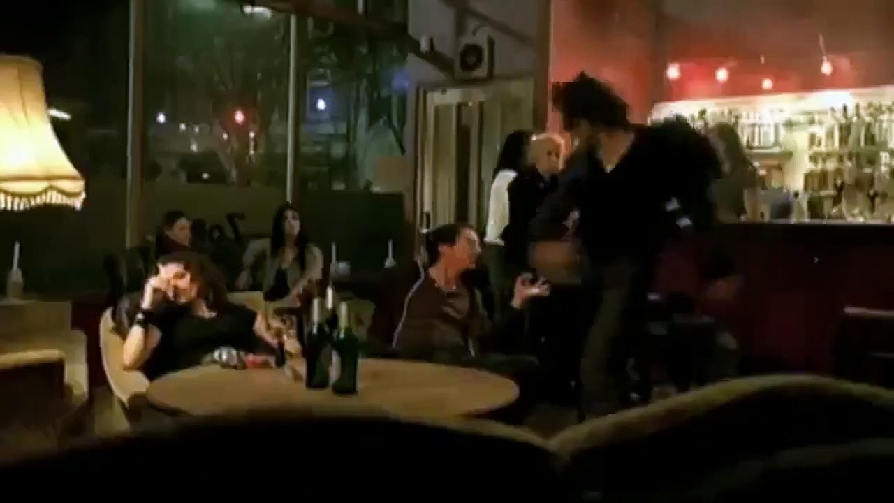 Tráiler Contra la pared