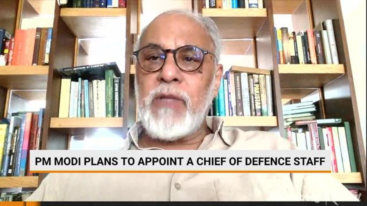 IDAY SHOW DEFENCE CHUNK