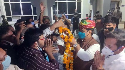 पेट्रोल-डीजल के भाव तो चुनाव की वोटिंग तक रूके हुए हैं