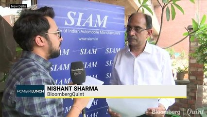 Passenger Vehicle Sales Down By 17% In April Says SIAM