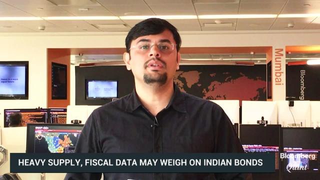 Rupee Seen Range Bound; Bonds Under Pressure