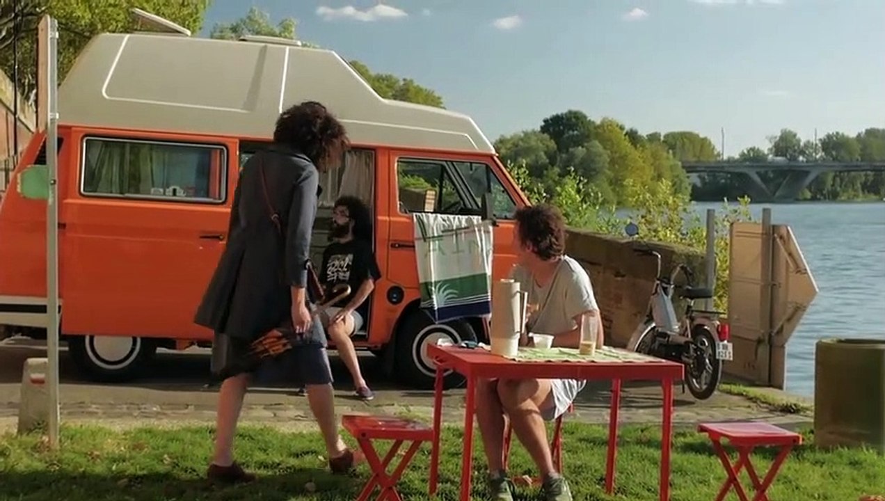 Los exiliados románticos Tráiler (2)