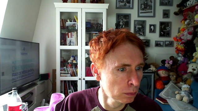 Wiwi égratigne hello old friend