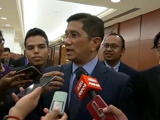Pemilihan PKR: "Saya penyandang, tak menentang sesiapa" - Azmin