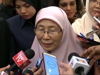 'Tak salah untuk lantik Tun M, Azmin dalam Khazanah' - Wan Azizah
